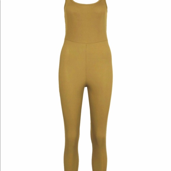 Boohoo ribbed jumpsuit NWT petite size US 6 olive - Picture 4 of 4